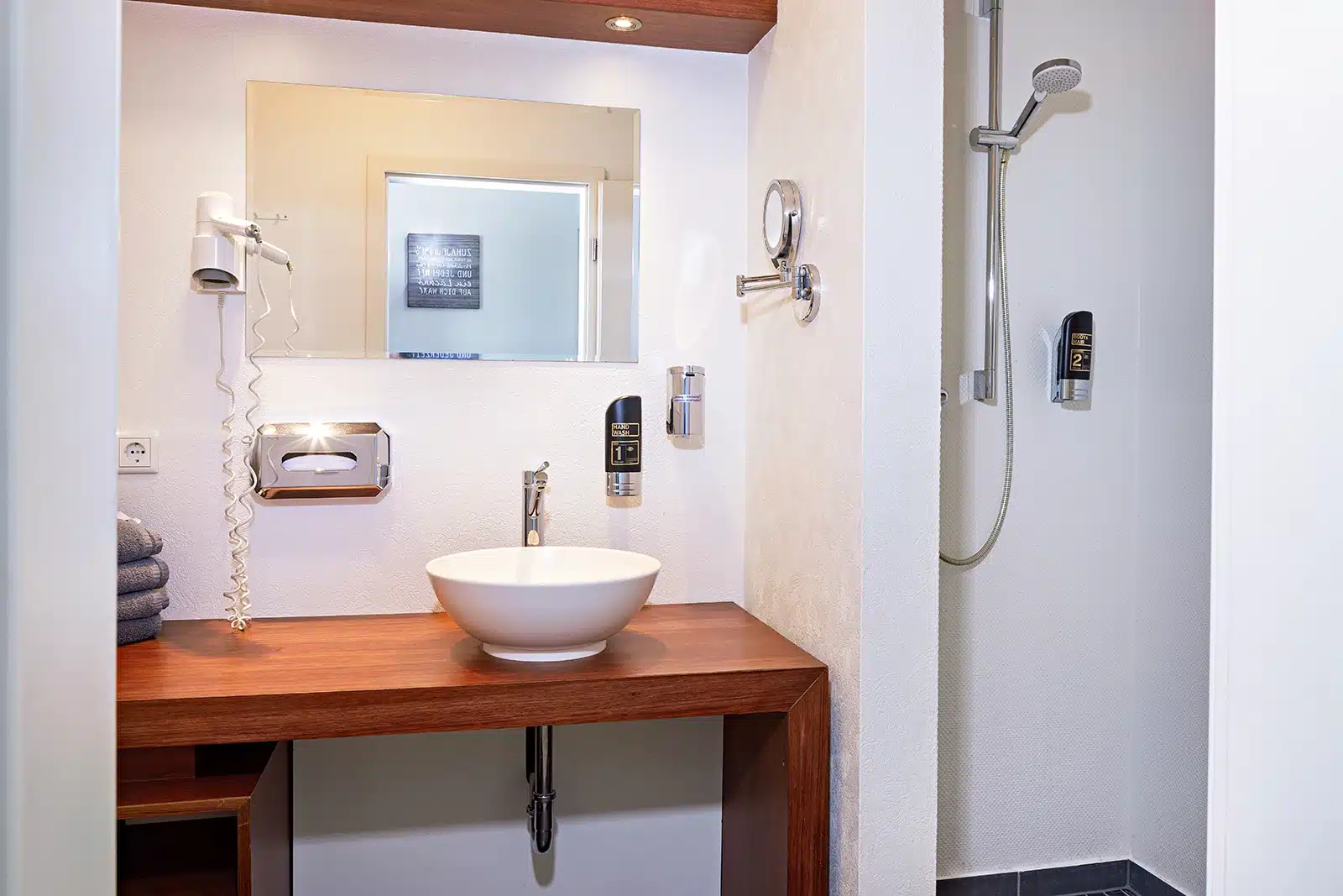 Ellunder Str. Apartment 37-4 Bad in der Ellunder Strasse