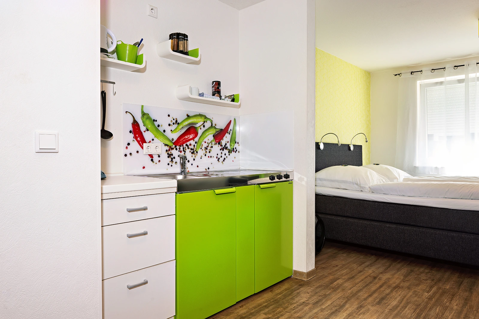 Zimmer der Apartment Anlage in der Ellunder Str., HIer die Küche Apartment Anlage, Küche