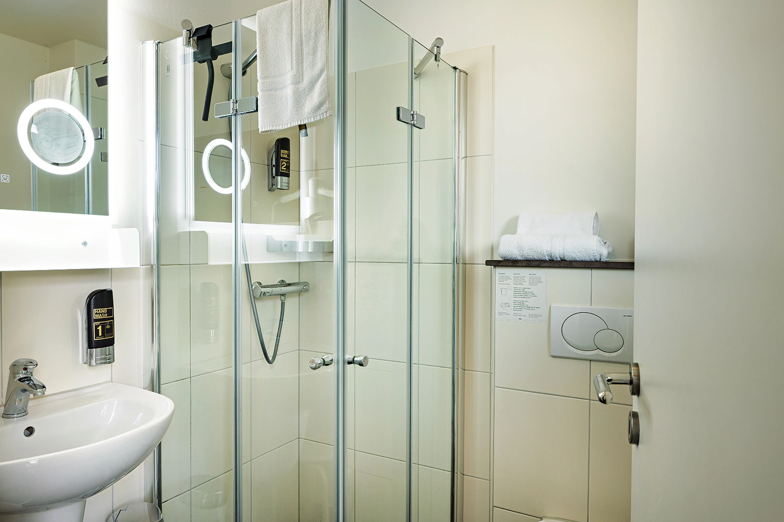 Haus Julius, Bad, Einzelzimmer Kategorie Classic